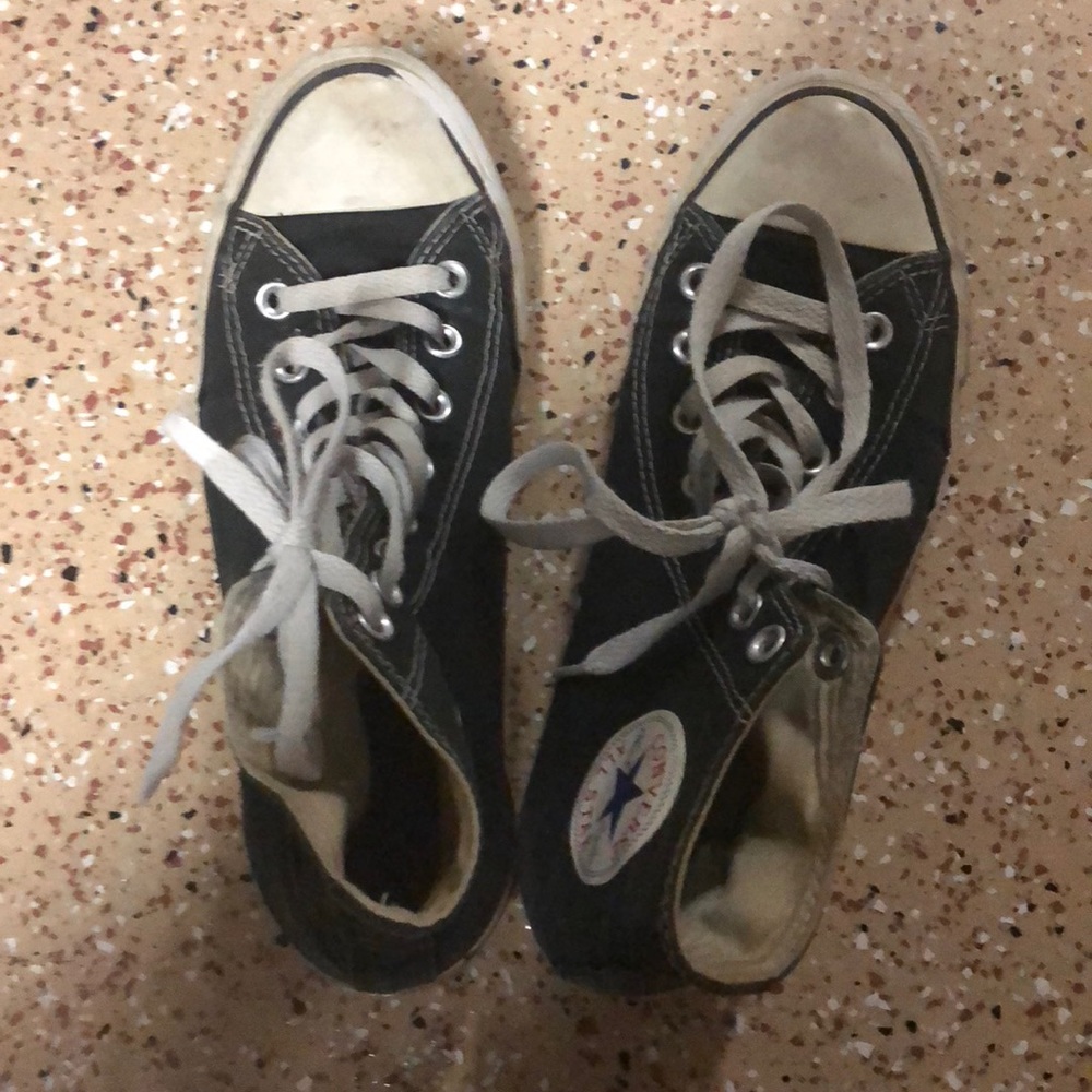 Black high top converse
